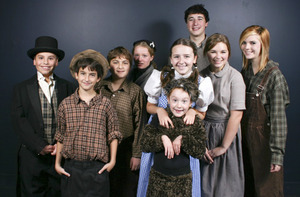 Mayrend-YoungPeoplesTheatre-Oz_Cast